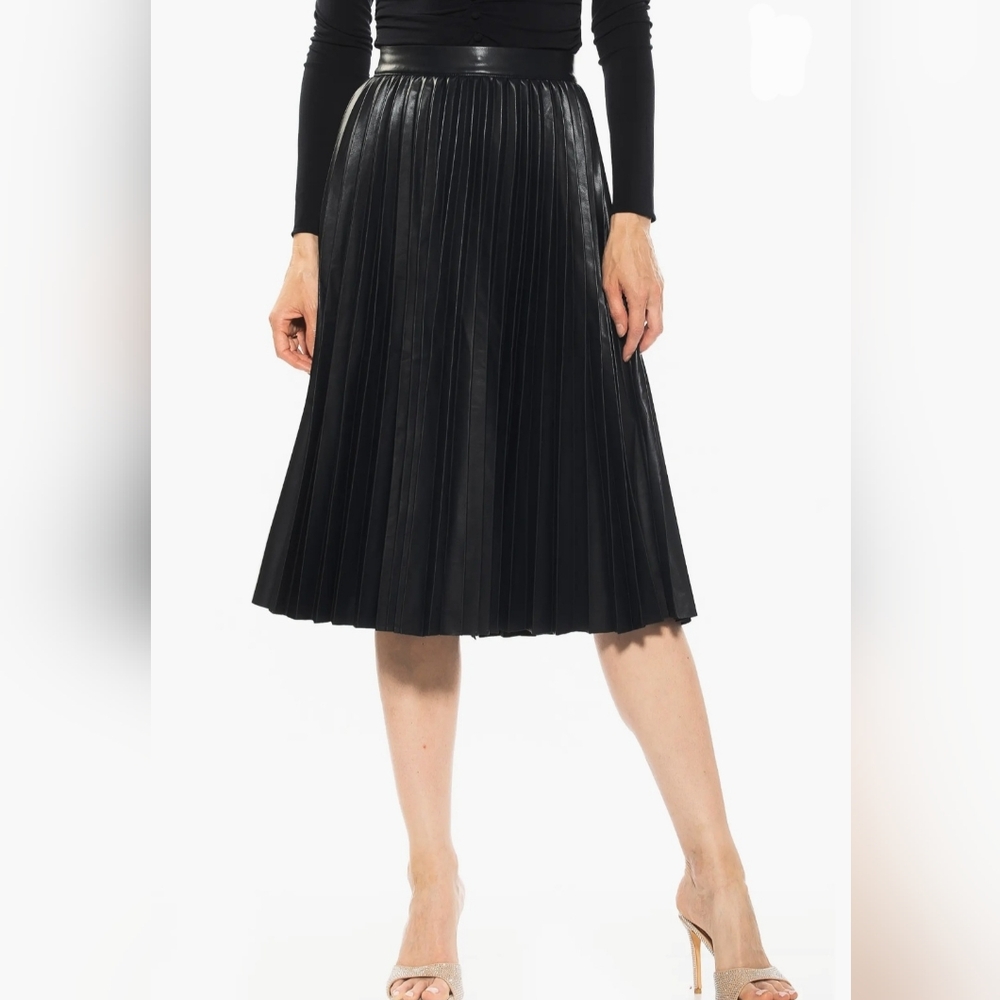 Monteau Black Pleated Faux-Leather Midi Skirt